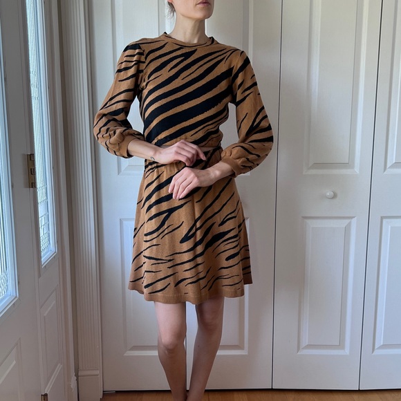 Upcycled Skirt Set in Tiger Print - Picture 7 of 8